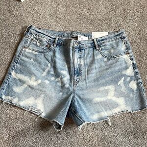 NWT American Eagle Strigid Relaxed Short